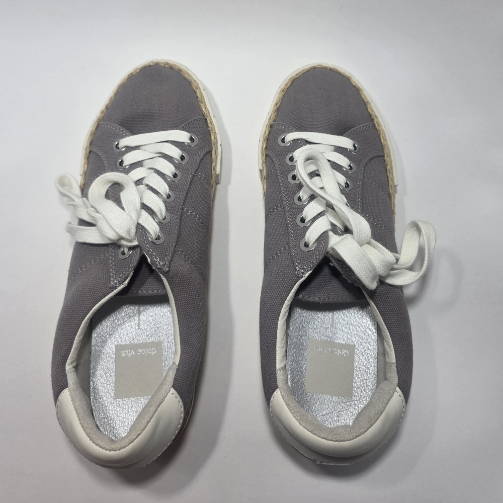 Dolce Vita Women’s Gray Canvas Lace-Up Sneakers Size 6.5M Casual Comfort Shoe